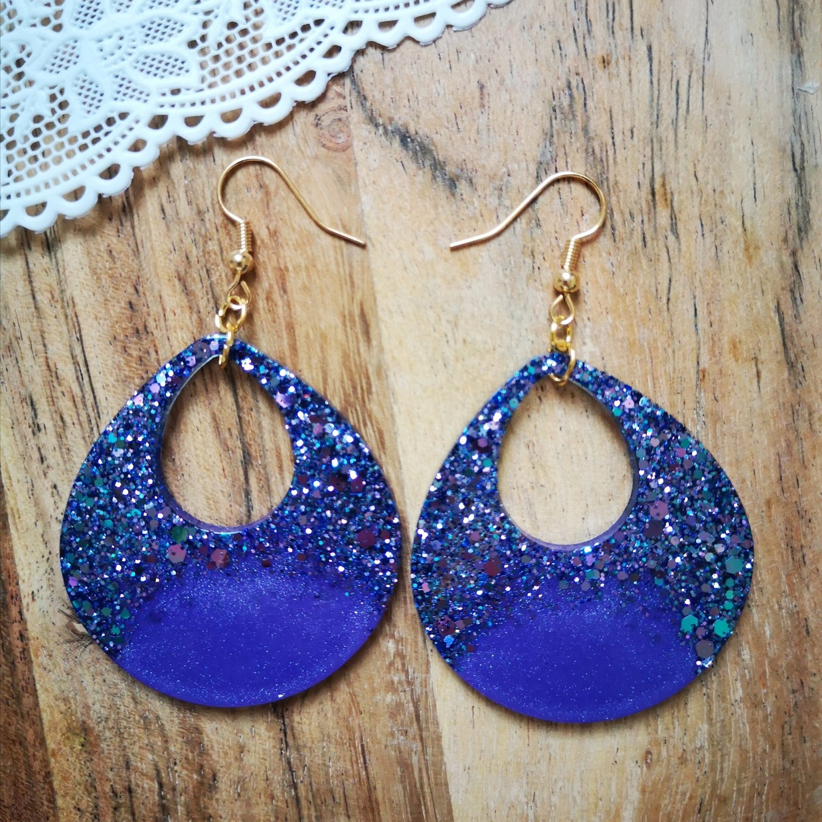 boucles d'oreilles stella résine epoxy