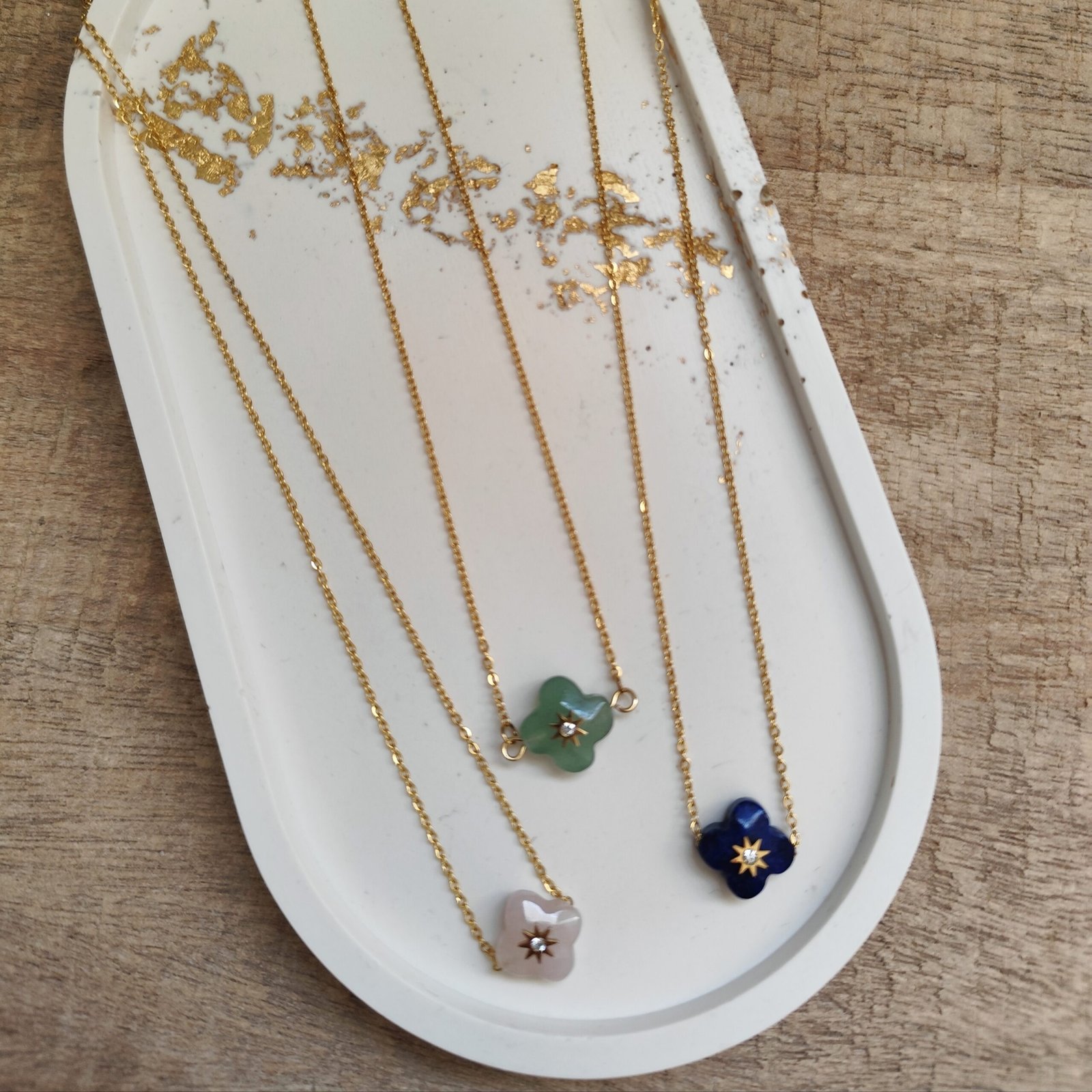 Collier Gaïa acier inoxydable doré