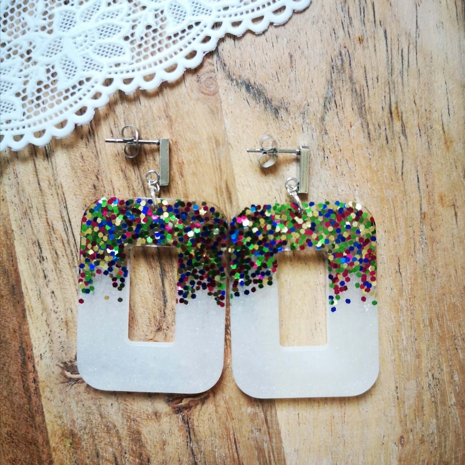 boucles d'oreilles vega resine epoxy